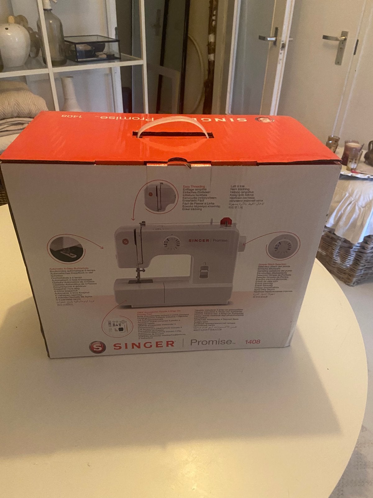 Nieuwe naaimachine, Ophalen, Zo goed als nieuw, Naaimachine, Singer