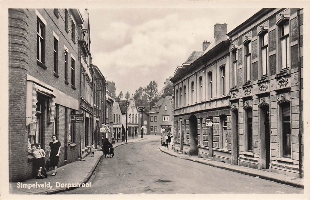 703-126-013 Simpelveld Dorpsstraat, Ophalen of Verzenden, Voor 1920, Limburg