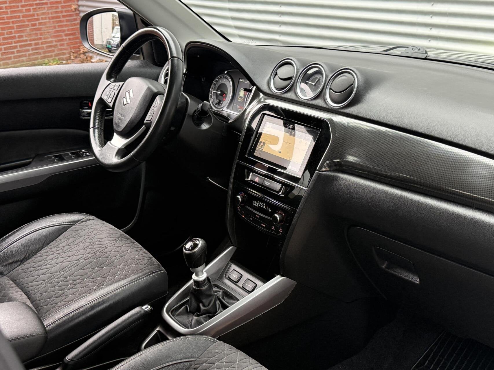 Suzuki Vitara 1.4 Hybrid Turbo Camera Led Cruise Navi Pdc 20, Voorwielaandrijving, Startonderbreker, Gebruikt, 4 cilinders