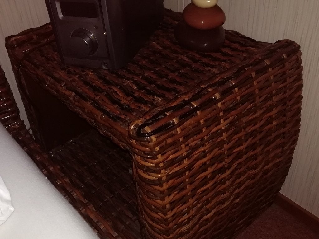 Rotan /hout bed ombouw met 2 nachtkastjes, Ophalen, Overige materialen, Gebruikt, Bruin