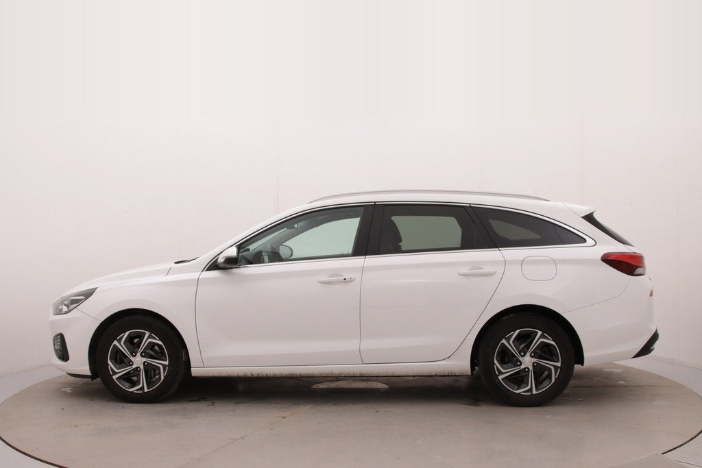 Hyundai I30 Wagon 1.0 T-GDi MHEV Comfort Smart | Cruise cont, Voorwielaandrijving, Automatische klimaatregeling, Stof, Gebruikt