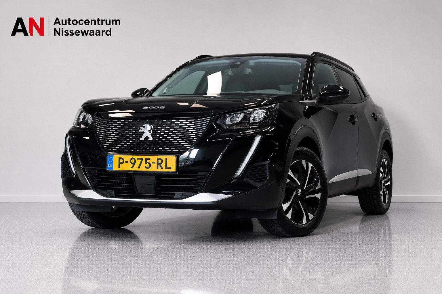 Peugeot 2008 1.2 PureTech Allure |Carplay|Trekhaak|Virtual|, Dealer onderhouden, 101 pk, Gebruikt, 1199 cc