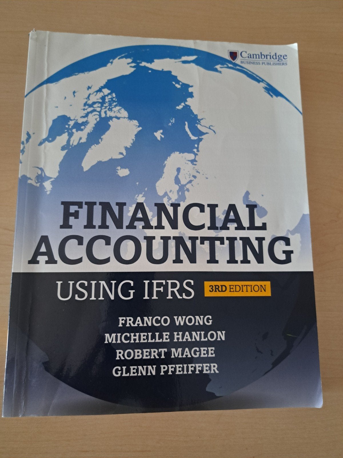 Financial Accounting Using IFRS - 3rd Edition, Gelezen, Franco Wong, Michelle Hanlon, Robert Magee, Glenn Pfeiffer, Verzenden