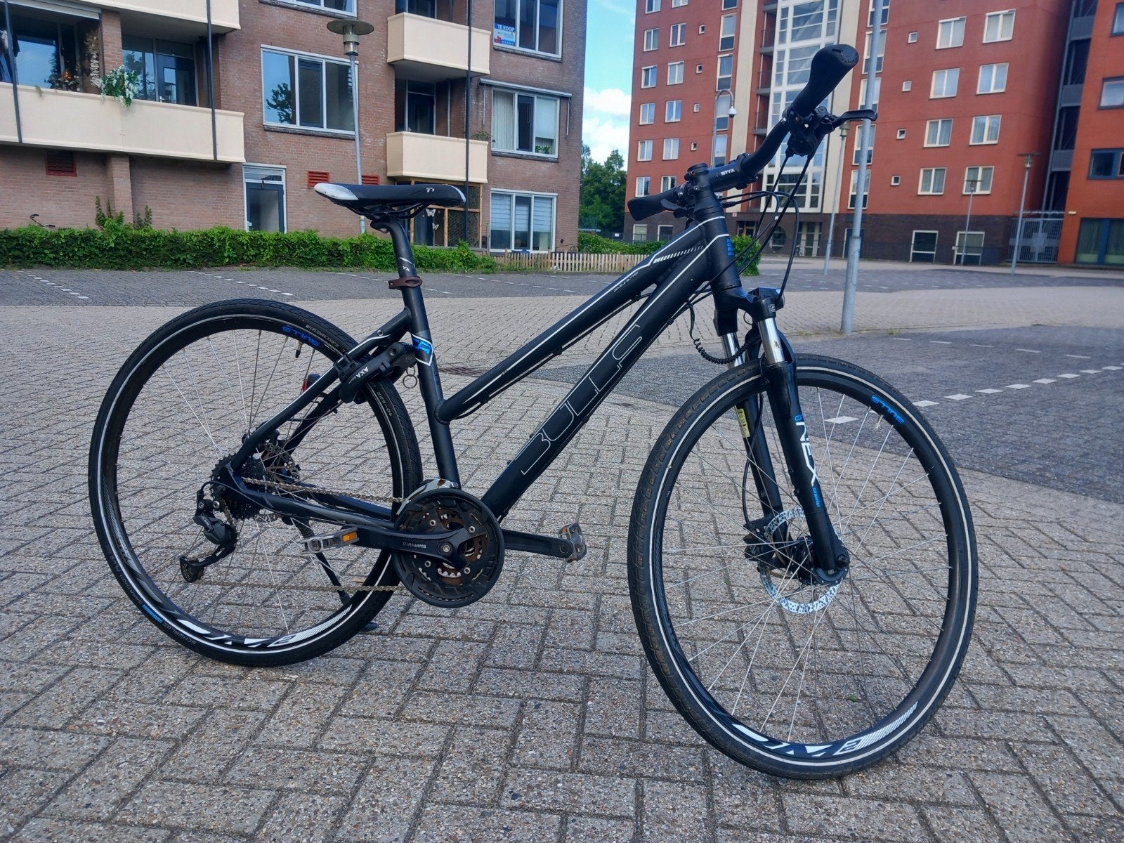 Goede bulls street flyer 3 28 inch hybride., 28 inch, Gebruikt, 47 tot 50 cm, Meer dan 20 versnellingen