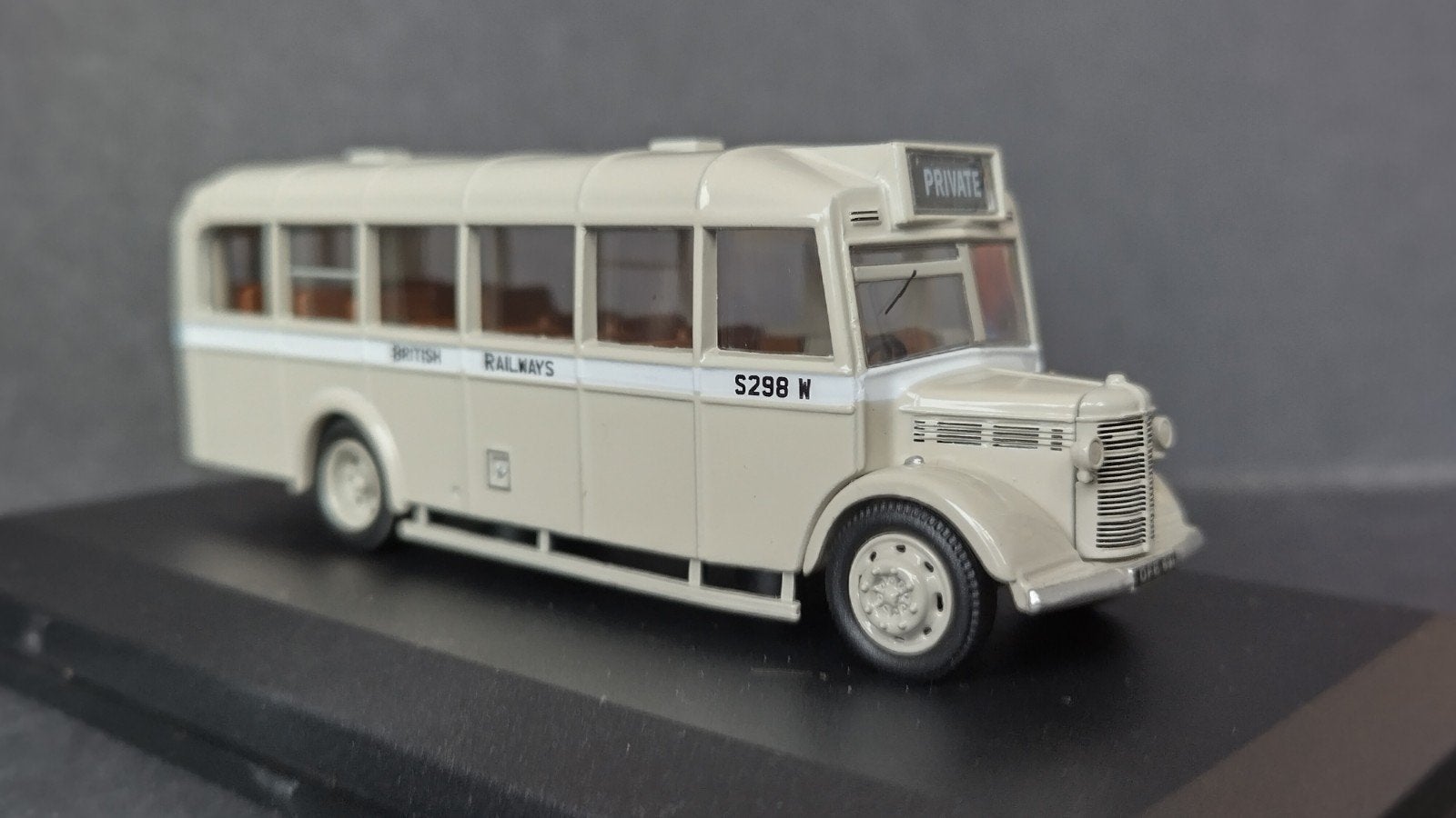 Bedford OB coach British Railways 1:76 Oxford Diecast Pol, Verzenden, ., Nieuw, .
