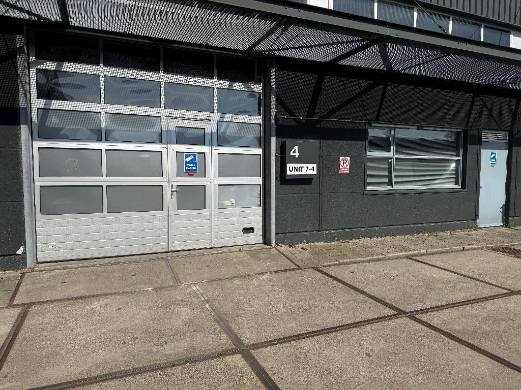 BEDRIJFSPAND/UNIT/RUIMTE/KANTOOR/OPSLAG/GYM/CATERING/ETC, 360 m², Huur, Bedrijfsruimte