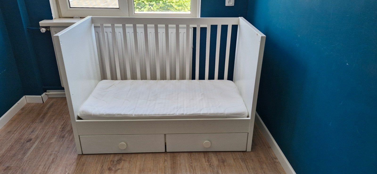 IKEA SUNDVIK babybedje 60x120 wit incl. matras, Ophalen, Gebruikt, Minder dan 140 cm, Matras