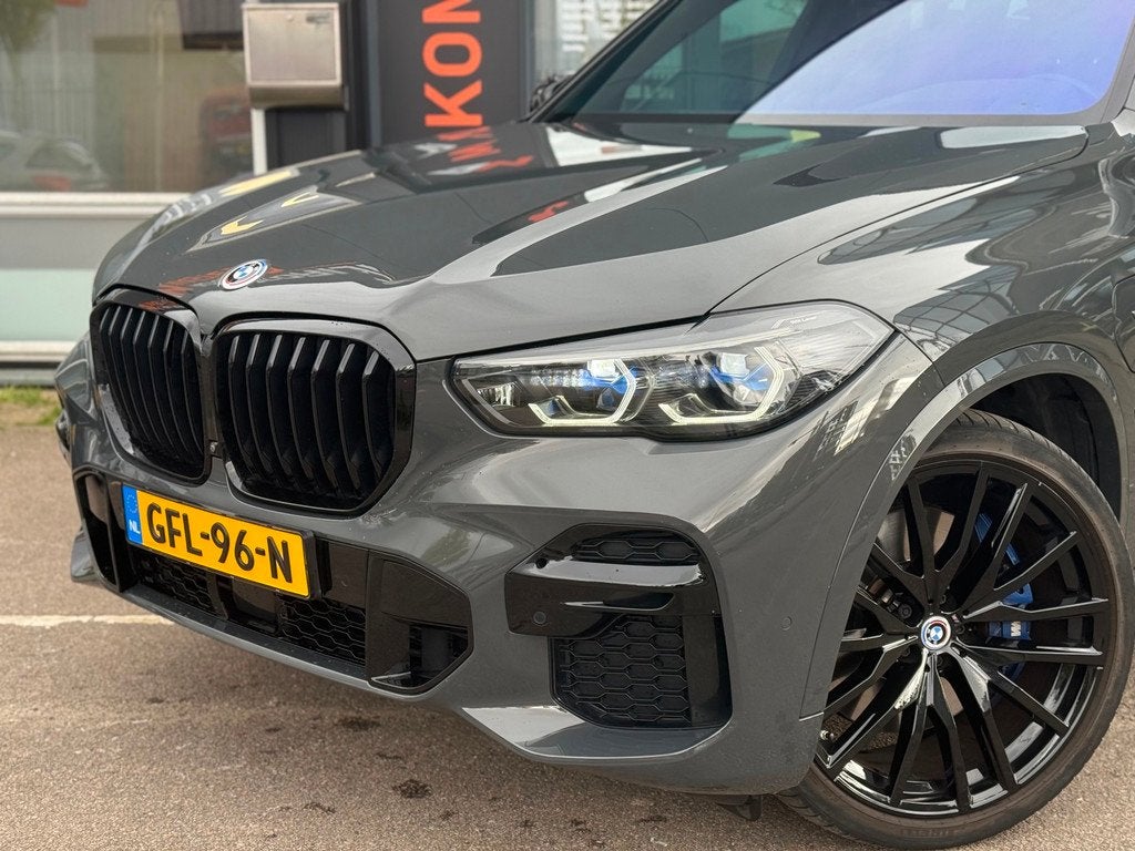 BMW X5 XDrive45e High Executive M Sport | Pano | HUD | Memor, Gebruikt, Lichtsensor, Vierwielaandrijving, Hybride Elektrisch/Benzine