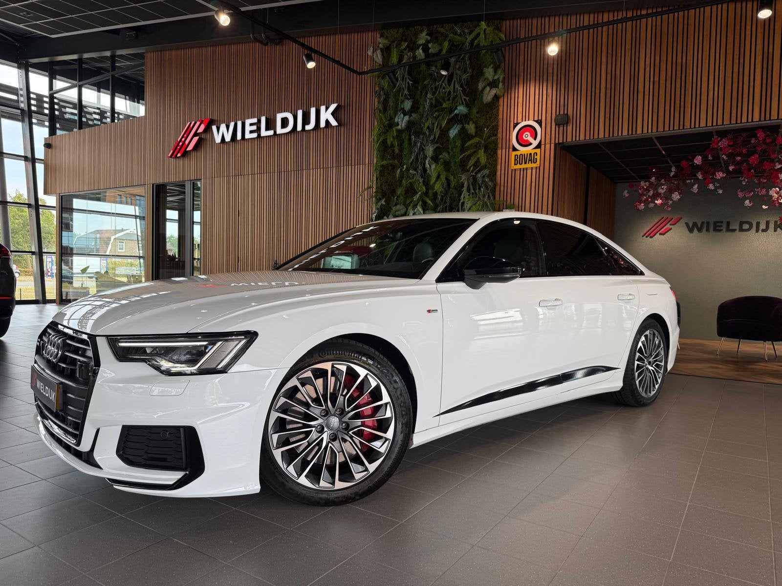 Audi A6 Limousine 55 TFSI e quattro Competition S-Line Optie, Auto's, Audi, Automaat, Dealer onderhouden, Gebruikt, 4 cilinders