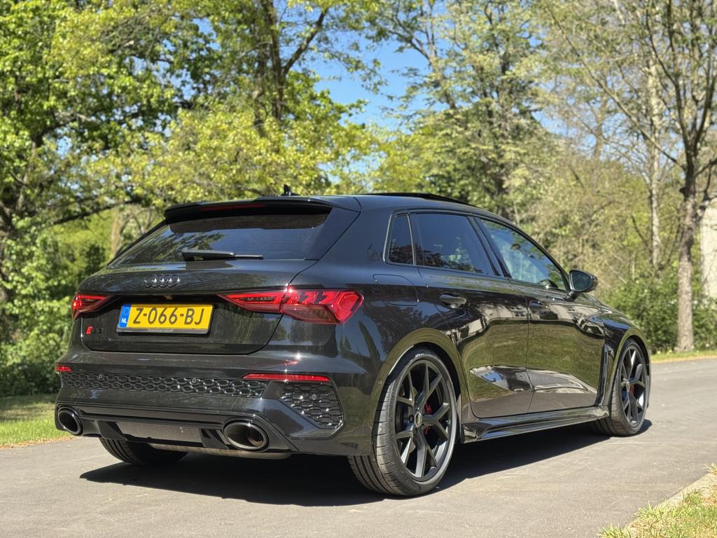 Audi RS3 Sportback 2.5 TFSI RS 3 quattro HUD B&O (bj 2022), Automaat, Gebruikt, RS3, Adaptive Cruise Control