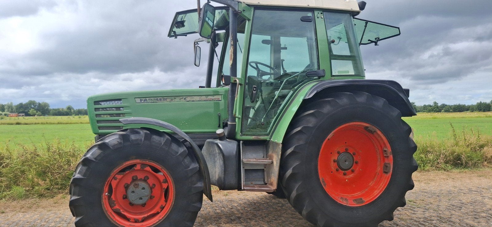 Tekoop FENDT 307 Turbomatik, Zakelijke goederen, Agrarisch | Tractoren, Ophalen, 80 tot 120 Pk, Gebruikt, Meer dan 10000