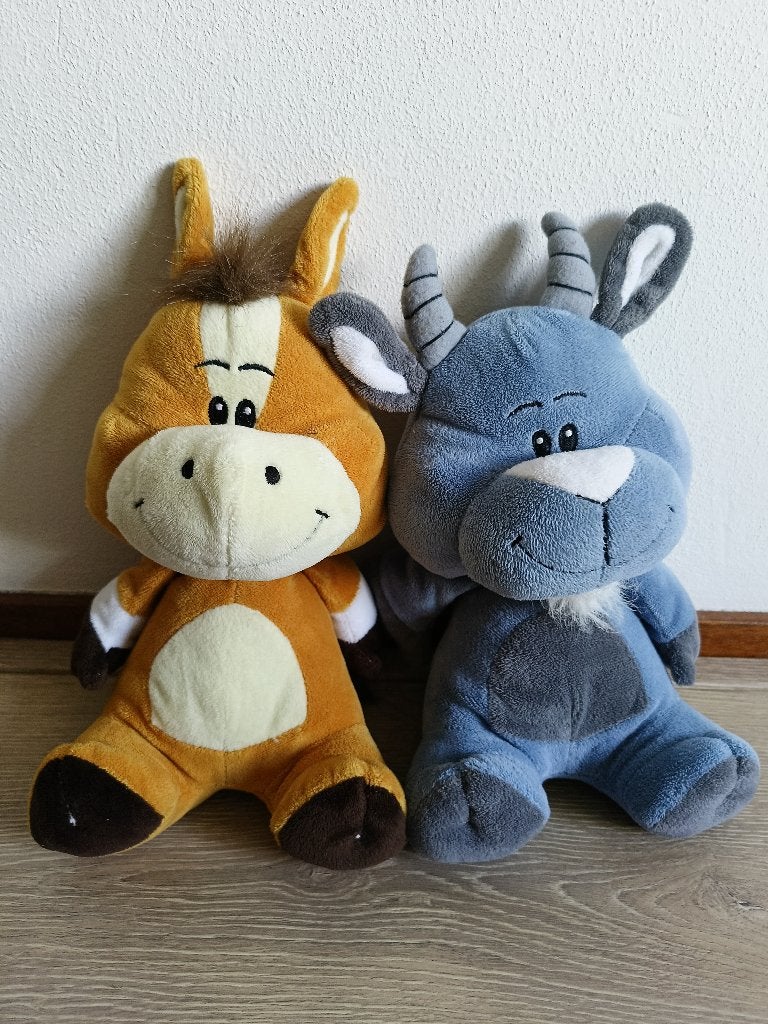 Knuffel paard en geit, Met geluid, Overige typen, Ophalen of Verzenden, Zo goed als nieuw