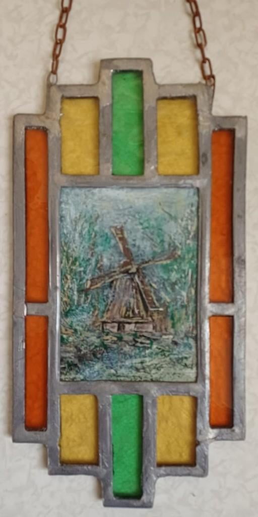 Antiek glas in lood raam hanger met molentje, Ophalen of Verzenden