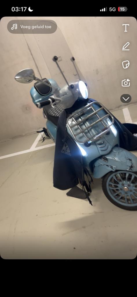 Vespa primavera, Ophalen, Zo goed als nieuw, Benzine, Overige modellen