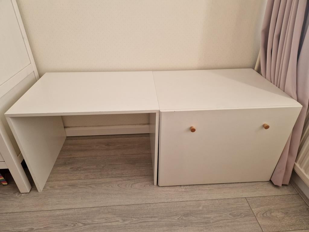 Wit opbergmeubel (kind) petit amelie met los bureau., Ophalen, Gebruikt, Overige typen
