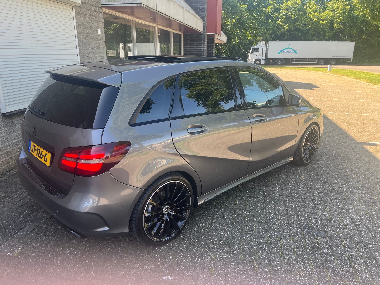 Mercedes-Benz B-Klasse 1.6 B180 AMG, Auto's, Mercedes-Benz, 1325 kg, Zwart, 4 cilinders, 1200 kg