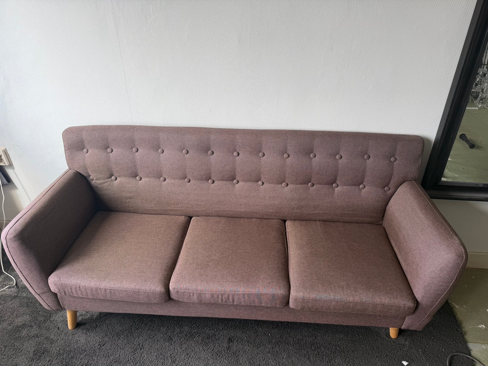 Driezitsbank in bruin/taupe stof met retro Scandinavisch, Ophalen, 150 tot 200 cm, Tweepersoons, 75 tot 100 cm