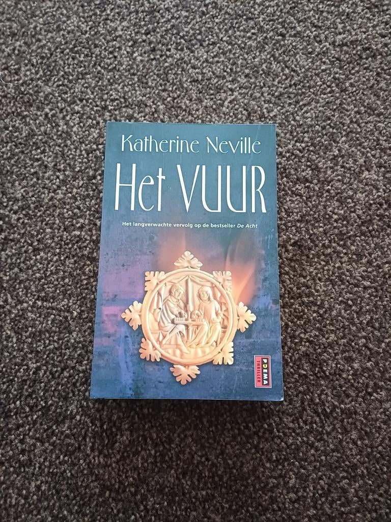 Het Vuur - Katherine Neville, Ophalen of Verzenden, Zo goed als nieuw, Katherine Neville