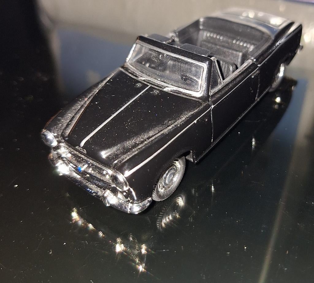 Welly - peugeot 403 cabriolet, Ophalen of Verzenden, Zo goed als nieuw, Auto