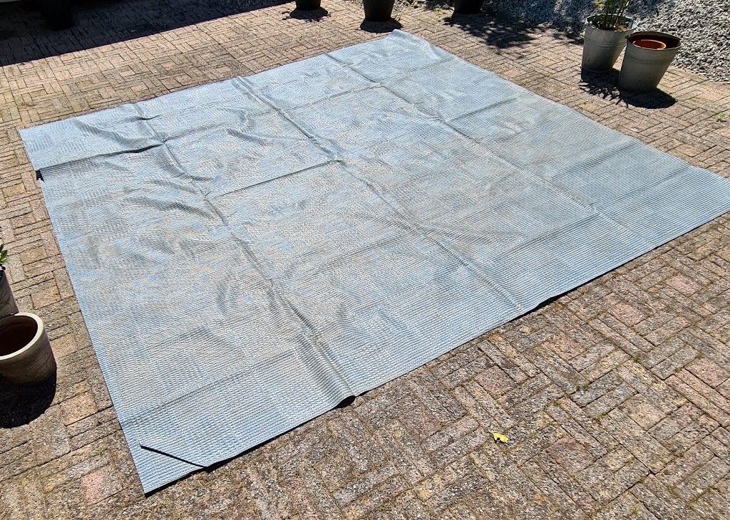 Jolax tenttapijt, Ophalen, Gebruikt