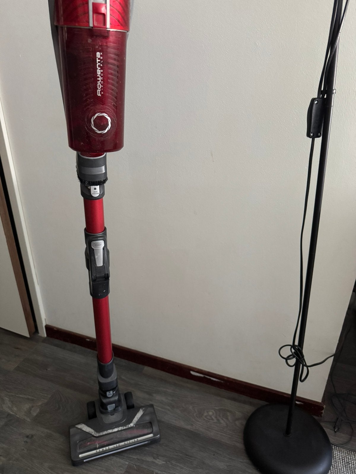 Rowenta cordless vacumm cleaner, Witgoed en Apparatuur, Ophalen, Zo goed als nieuw