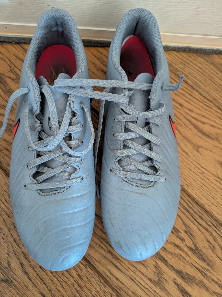 Nike voetbalschoen maat 43, Ophalen of Verzenden, Zo goed als nieuw, Nike, Jongen