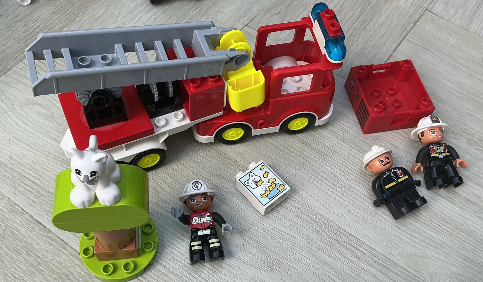 Lego Duplo set - Town - Brandweerauto 10969 met extra’s, Ophalen of Verzenden, Zo goed als nieuw