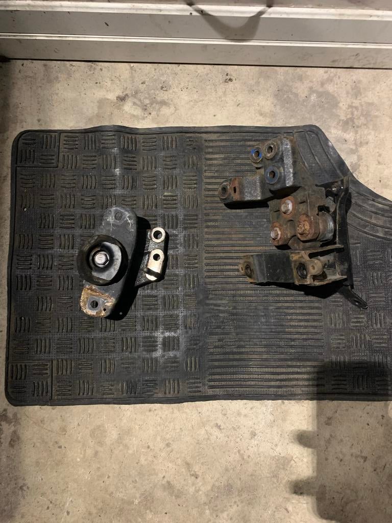Motorsteun Peugeot 107, Citroën C1, Toyota Aygo, Ophalen of Verzenden, Gebruikt, Peugeot