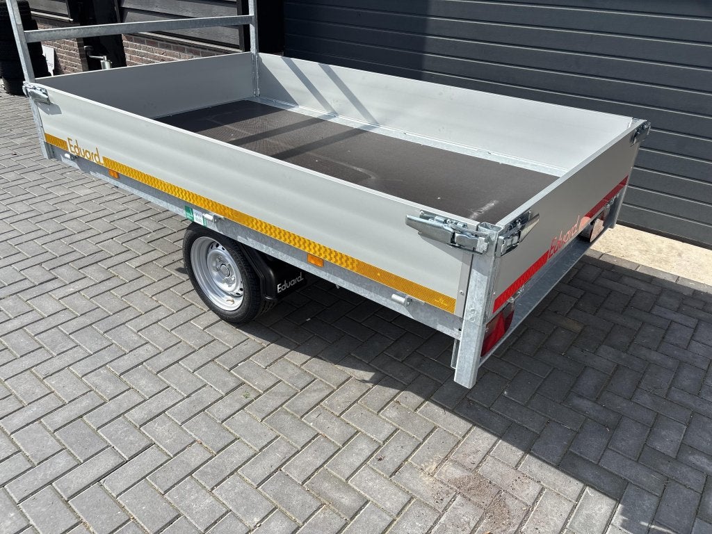 NIEUWE Eduard Plateauwagen aanhanger enkelasser 1350 kg, Nieuw