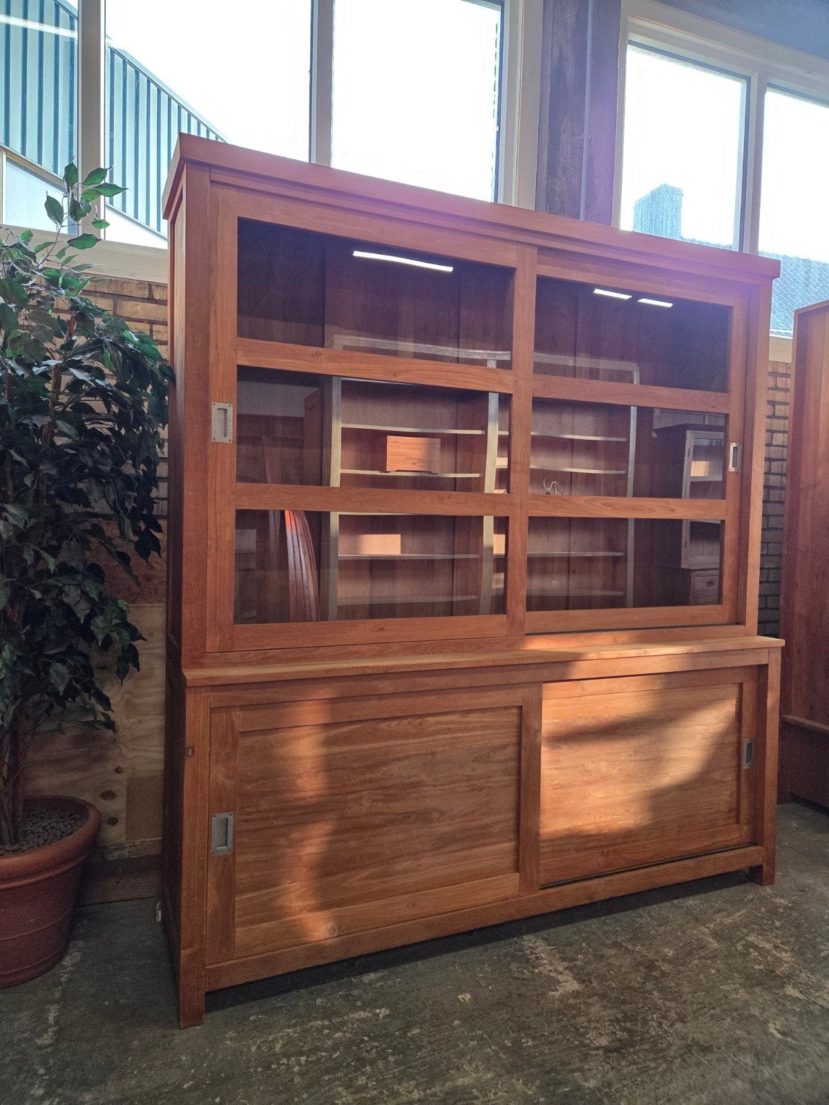 prachtige schoolkast ~ buffetkast ~ vitrinekast ~ boekenkast, Ophalen, Met deur(en), 200 cm of meer, Glas