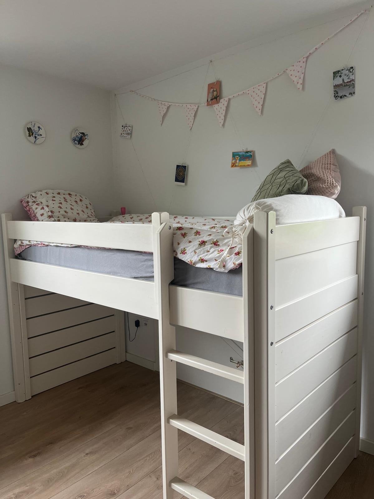 Alta half hoogslaper - Wit/creme, Ophalen, 90 cm, Eenpersoons, Minder dan 160 cm