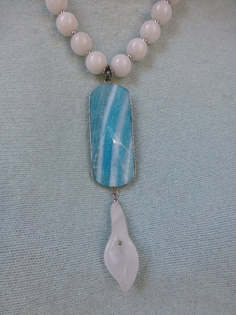 Collier van witte en blauwe Quartz met Hanger/Pampel, Nieuw, Steen of Mineraal, Met edelsteen, Verzenden