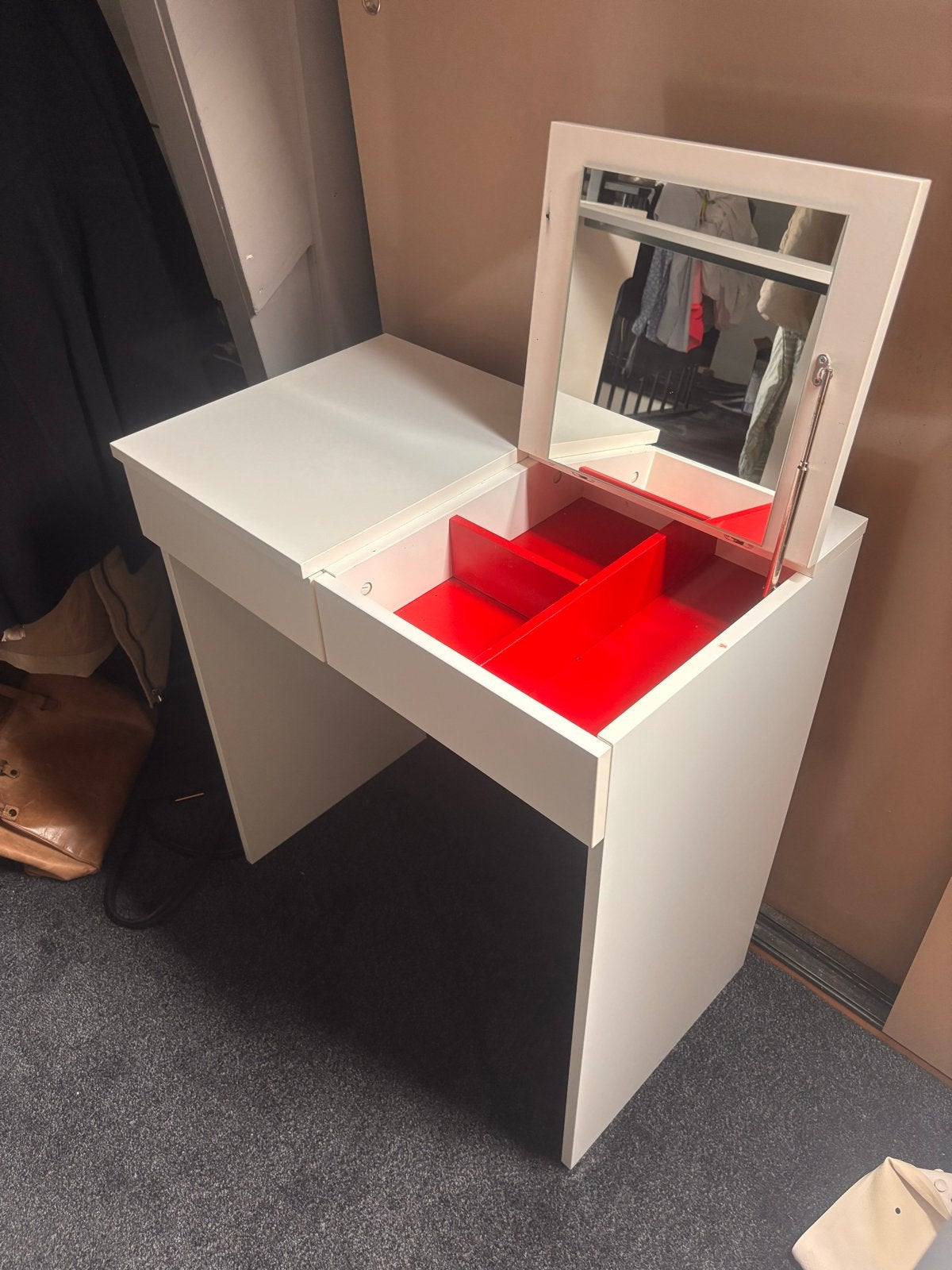 Ikea Brimnes make-up tafel, Huis en Inrichting, Tafels | Kaptafels, Ophalen, Gebruikt, 50 tot 100 cm, Minder dan 100 cm