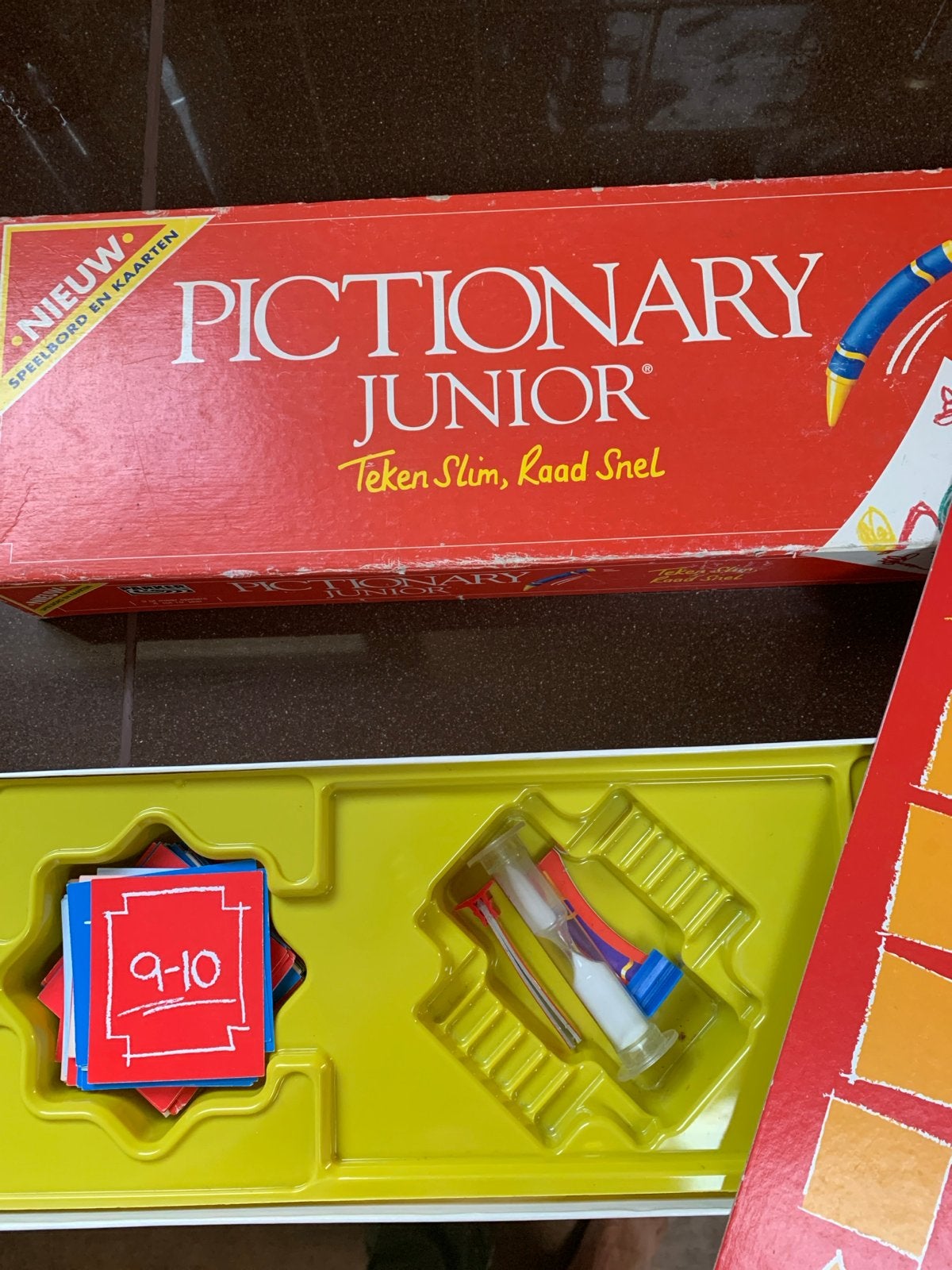 Pictionary Junior Bordspel - Teken Slim, Raad Snel, Drie of vier spelers, Ophalen of Verzenden, Gebruikt