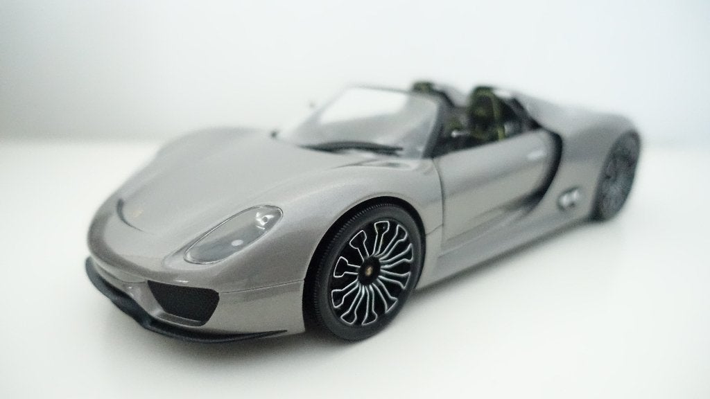 Porsche 918 Spyder in schaal 1:18 van MiniChamps, Hobby en Vrije tijd, Modelauto's | 1:18, Ophalen of Verzenden, Nieuw, MiniChamps