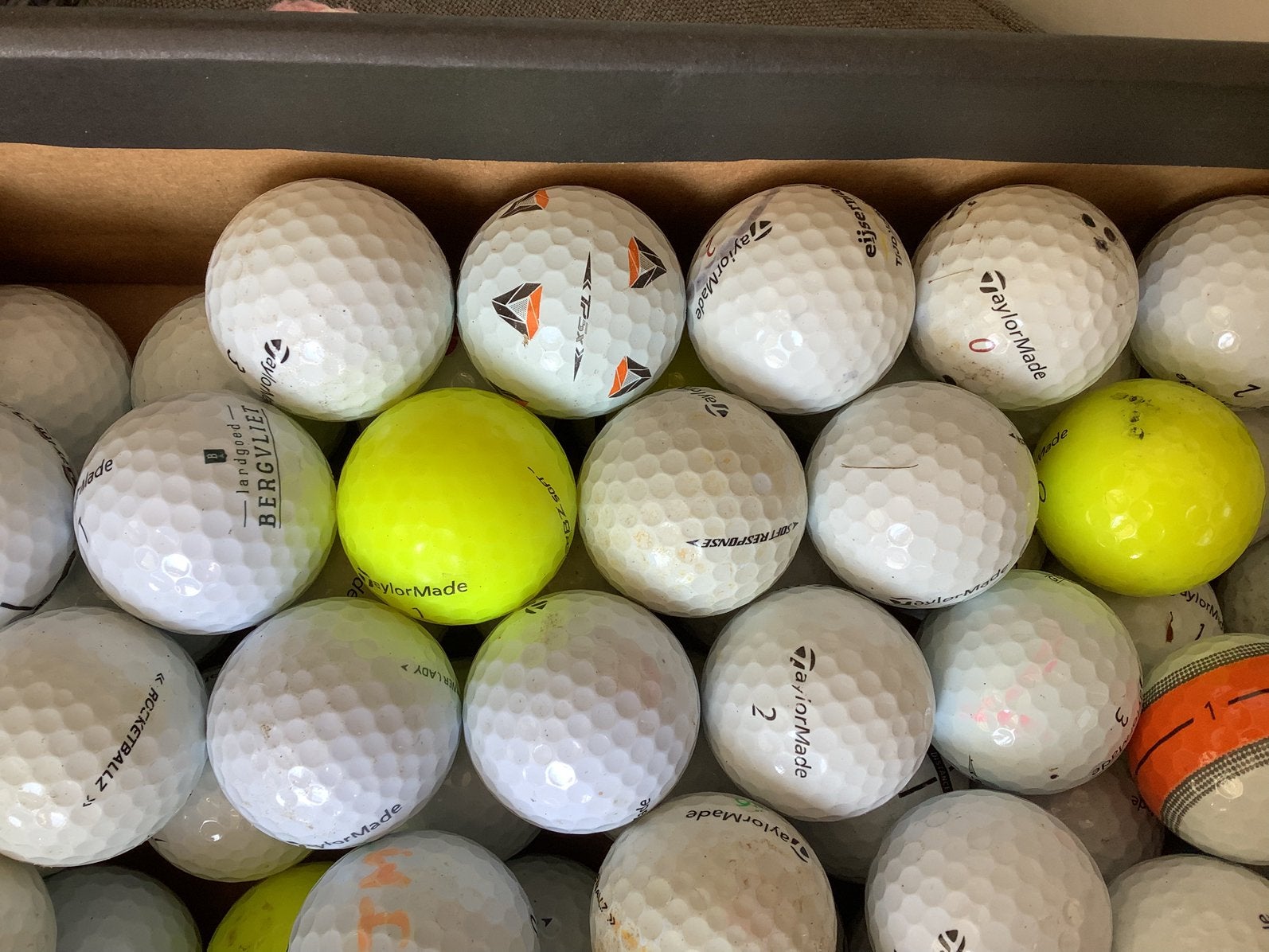 Taylor mate  golfballen, Sport en Fitness, Golf, Ophalen of Verzenden, Zo goed als nieuw, Bal(len)