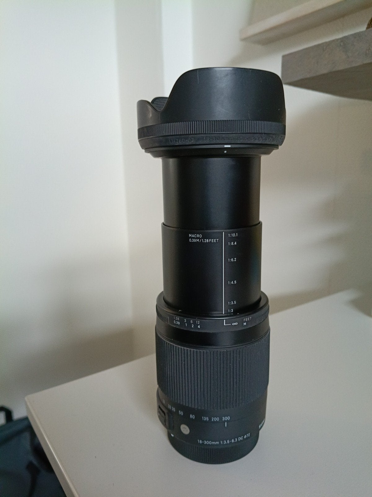 Sigma 18-300mm F3.5-6.3 DC macro OS, Audio, Tv en Foto, Fotografie | Lenzen en Objectieven, Ophalen, Gebruikt, Macrofunctie, Sigma