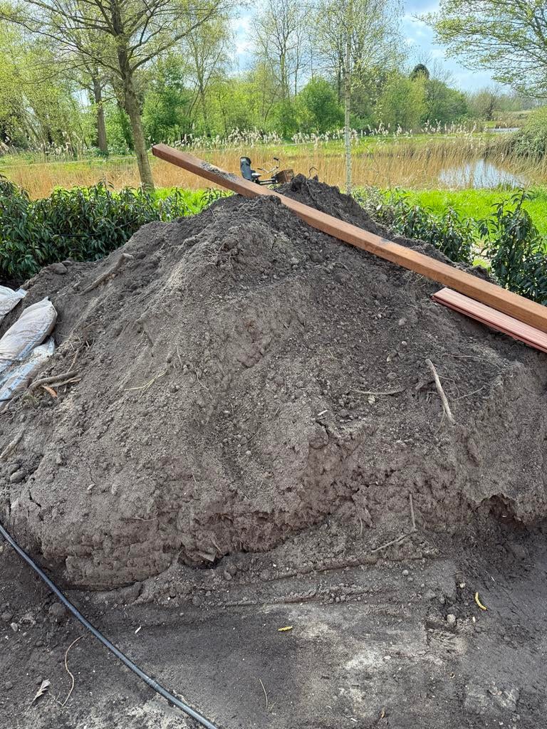 Zwarte grond, teelaarde, Ophalen, Tuinaarde