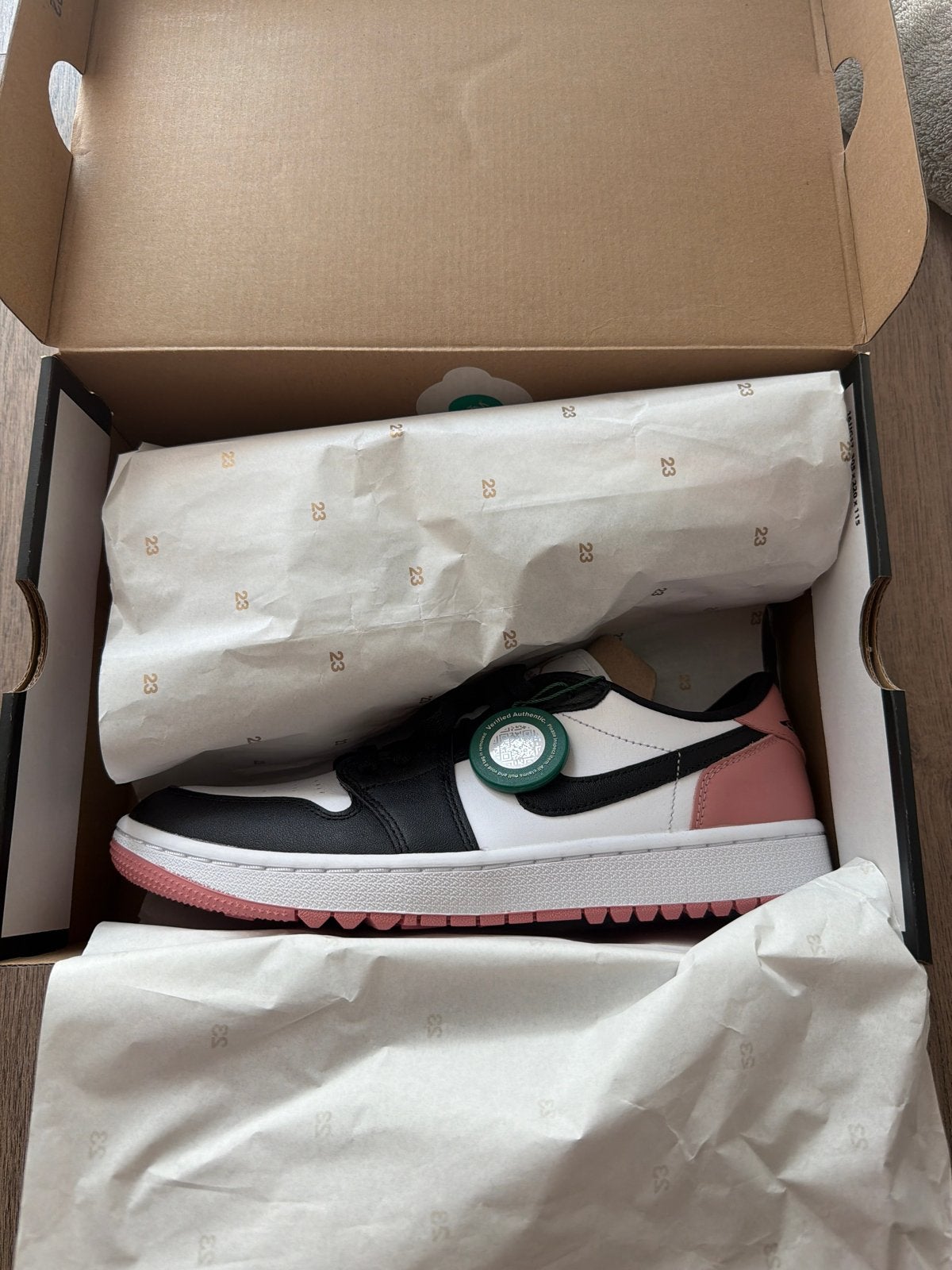 Jordan 1 Low Golf - Nieuw - Maat 42 - StockX Geverifieerd, Kleding | Heren, Schoenen, Ophalen of Verzenden, Nieuw, Overige kleuren