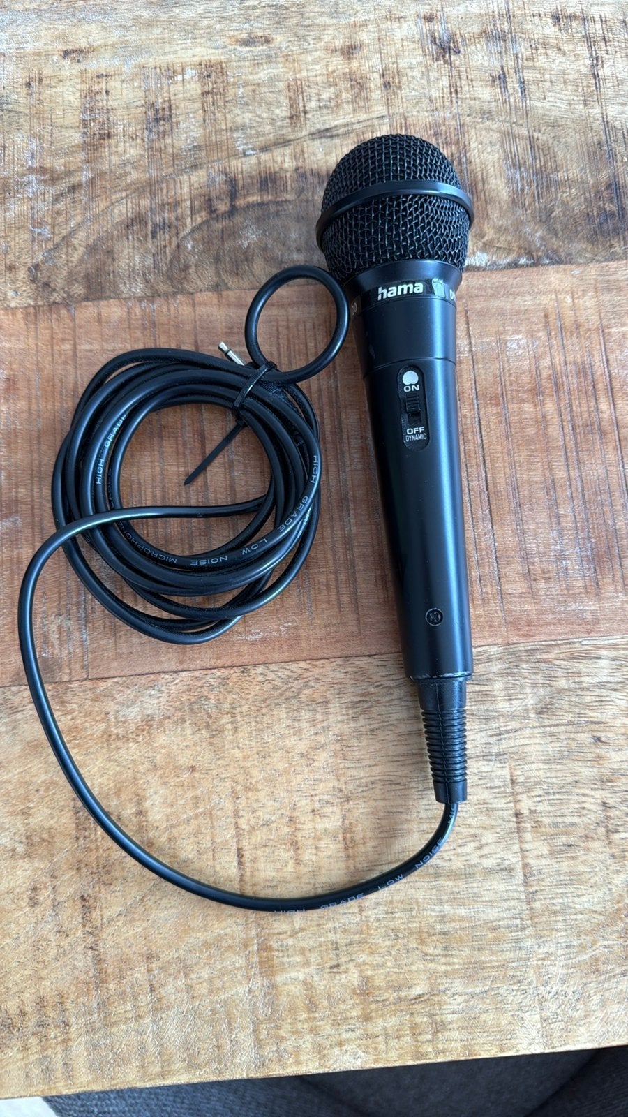 Hama microfoon met kabel - ideaal voor zang en spraak, Muziek en Instrumenten, Microfoons, Ophalen of Verzenden, Zo goed als nieuw