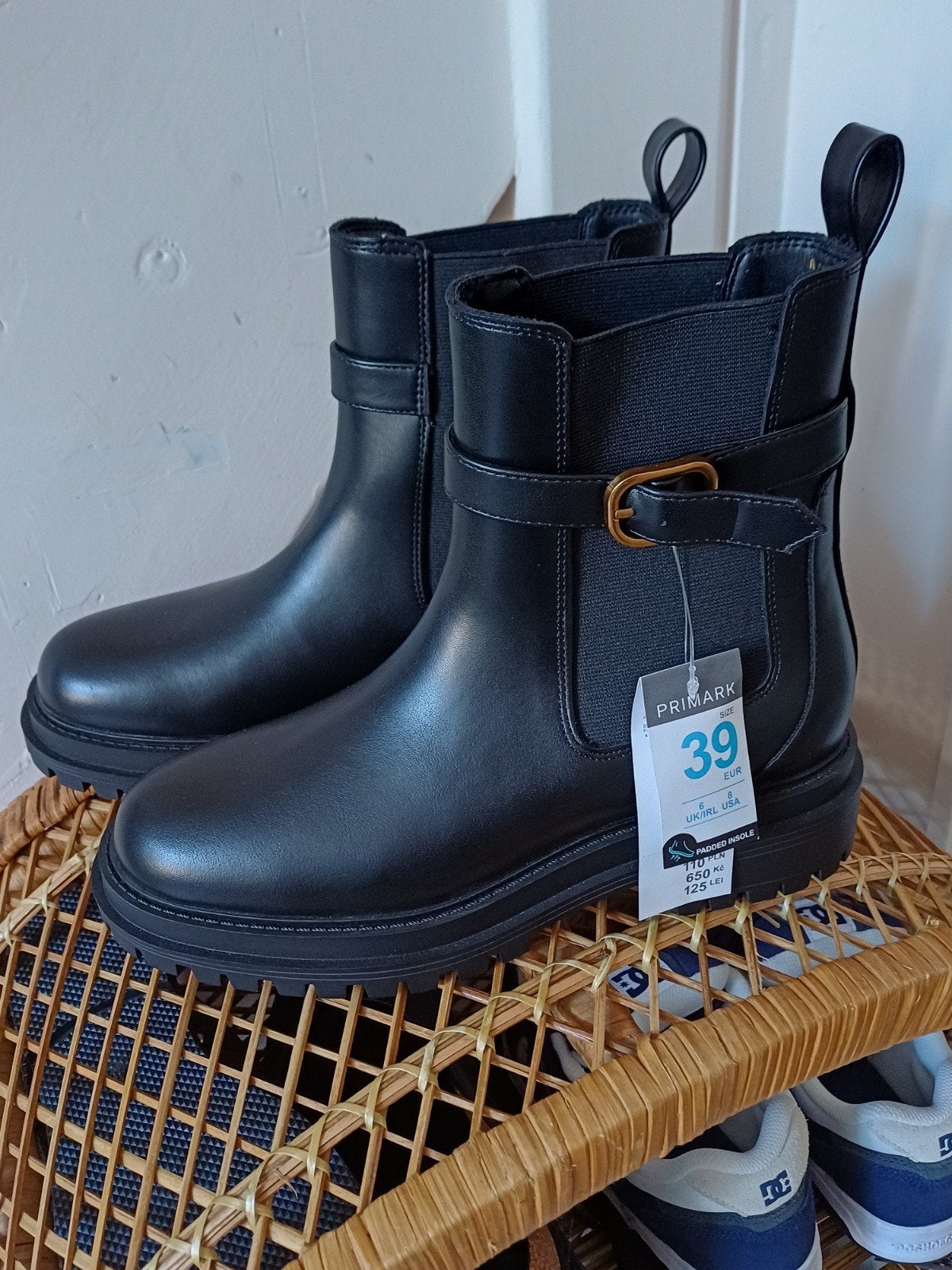Boots, Ophalen of Verzenden, Nieuw, Zwart, Lage of Enkellaarzen