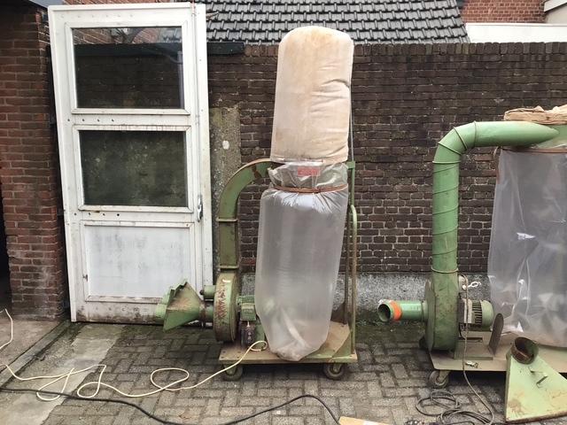 afzuiger, Ophalen