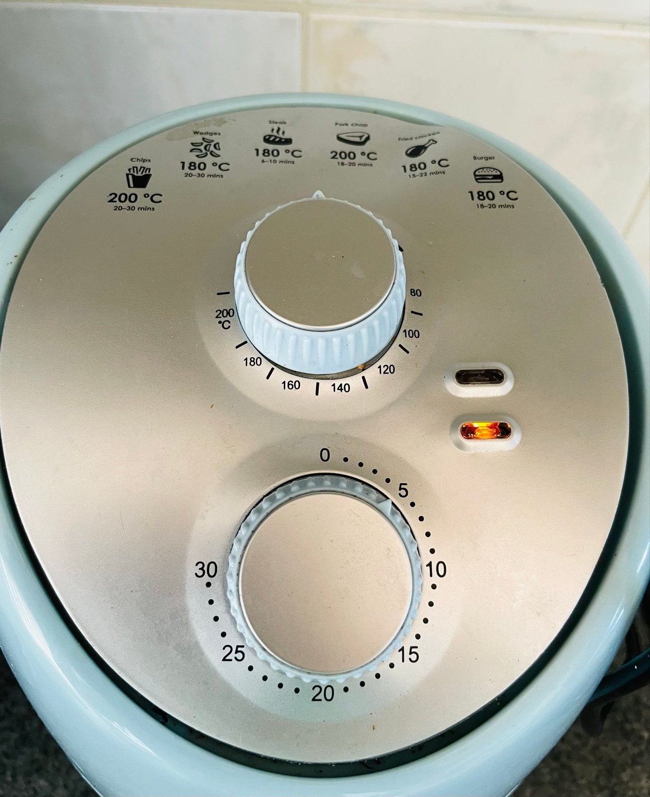 Salter Airfryer - Wit/Goud - Zo goed als nieuw, Witgoed en Apparatuur, Airfryers, Ophalen, Zo goed als nieuw, Airfryer, Minder dan 750 gram