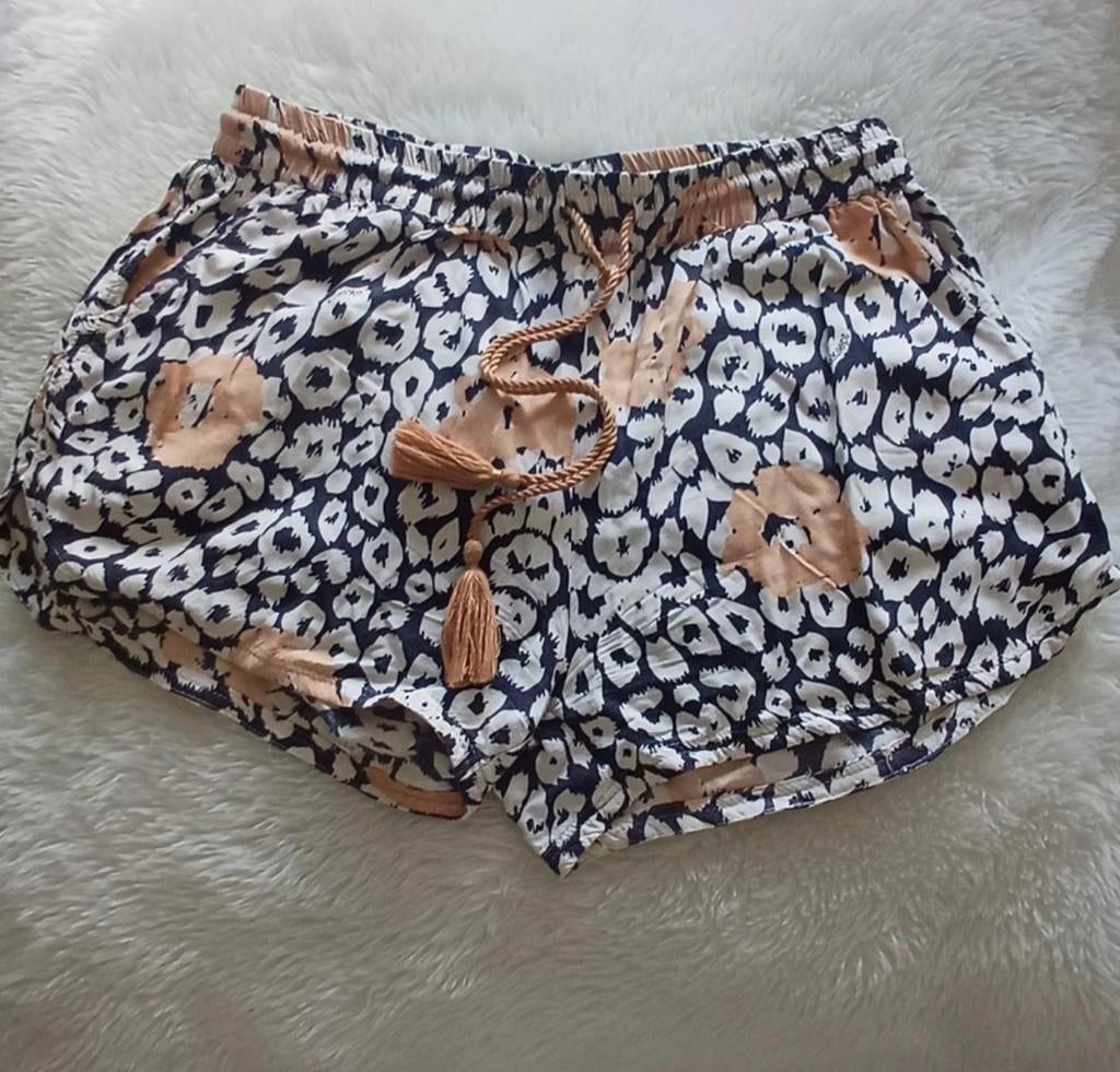 Eksept korte broek, Ophalen of Verzenden, Zo goed als nieuw, Maat 36 (S), Kort