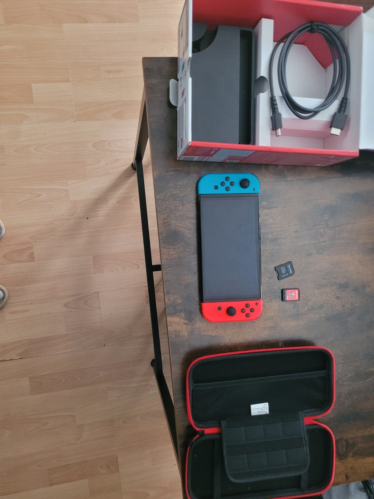 nintendo switch, Spelcomputers en Games, Ophalen, Met games, Met 2 controllers, Zo goed als nieuw