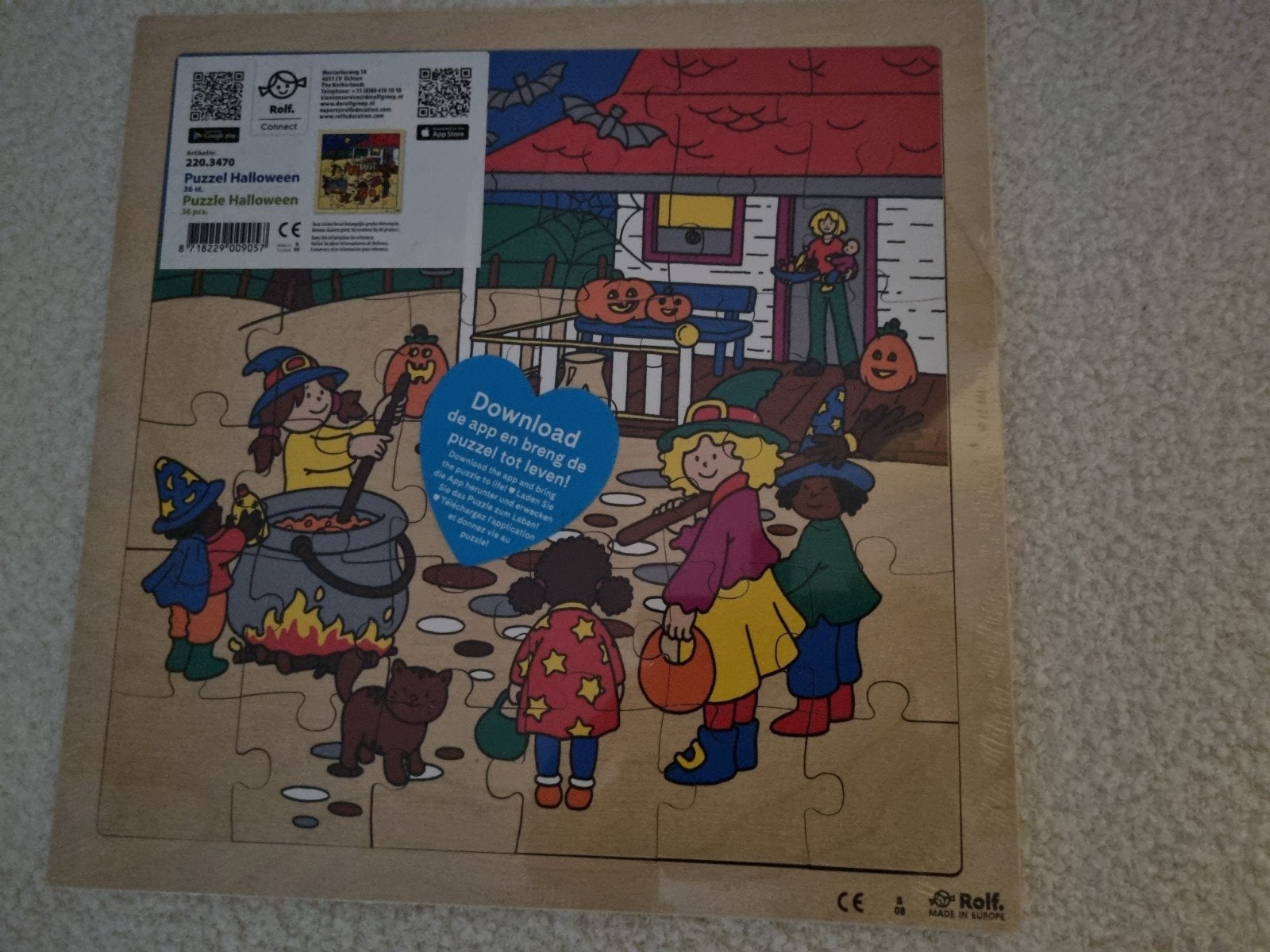 Nieuw !!  Een houten puzzel met Halloween print., Ophalen of Verzenden, 10 tot 50 stukjes, Nieuw, Van hout