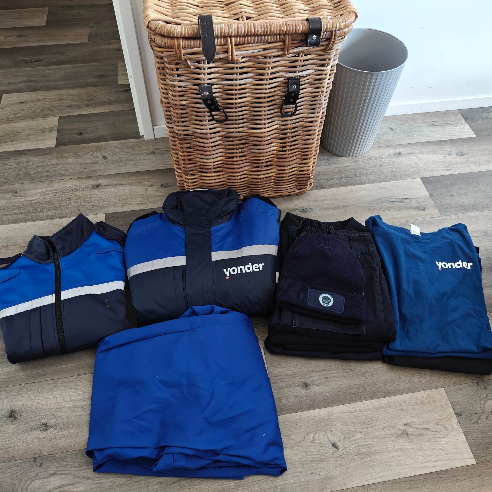 HTV Yonder  Kledingpakket, Kleding | Heren, Ophalen of Verzenden, Gedragen, Yonder