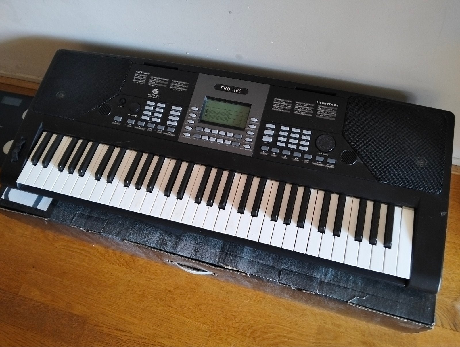 Fazley FKB-180 Elektronisch Keyboard, Overige merken, Ophalen of Verzenden, Aanslaggevoelig, 61 toetsen