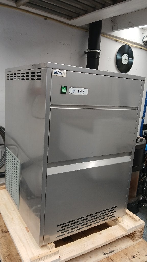Schilferijs machine / vlokijsmachine / crushed ijs machine, Ophalen, Zo goed als nieuw, Zelfvriezend