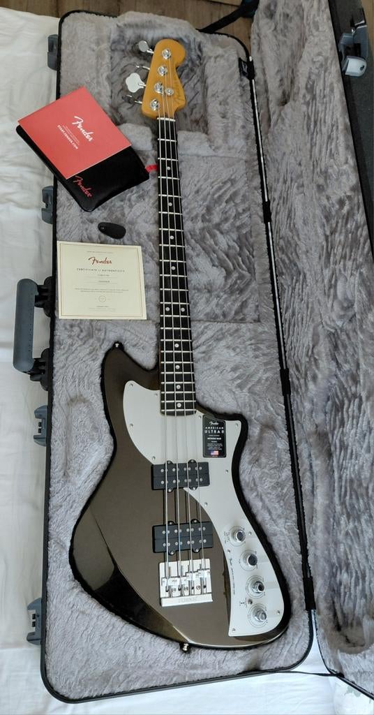 Fender American Ultra II Meteora IV basgitaar, Muziek en Instrumenten, Ophalen, Zo goed als nieuw, Elektrisch